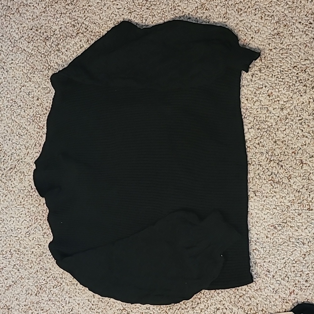 Black oversized sweater size L Beautiful details on sleeves
